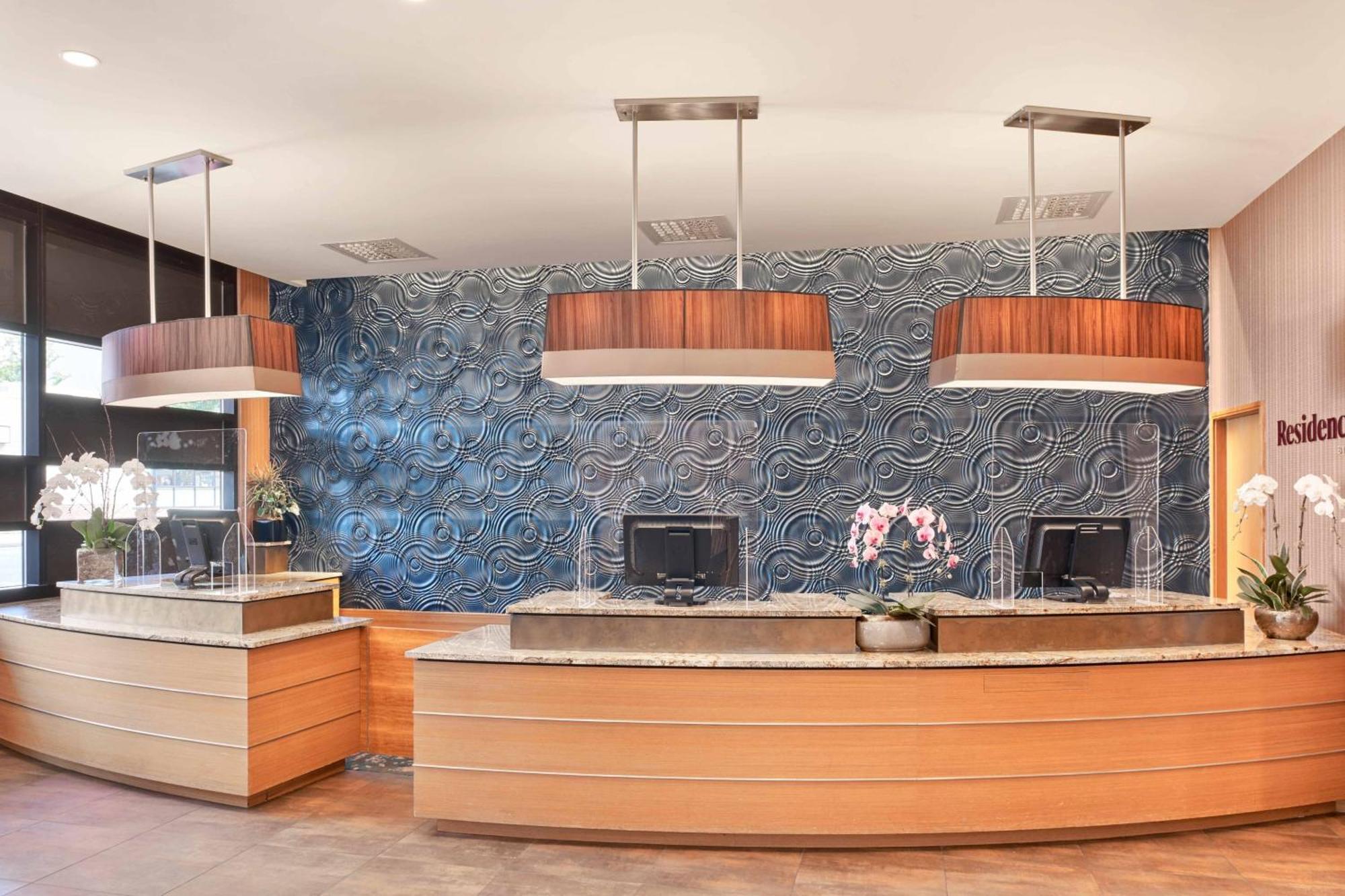 Residence Inn By Marriott Vancouver Downtown מראה חיצוני תמונה