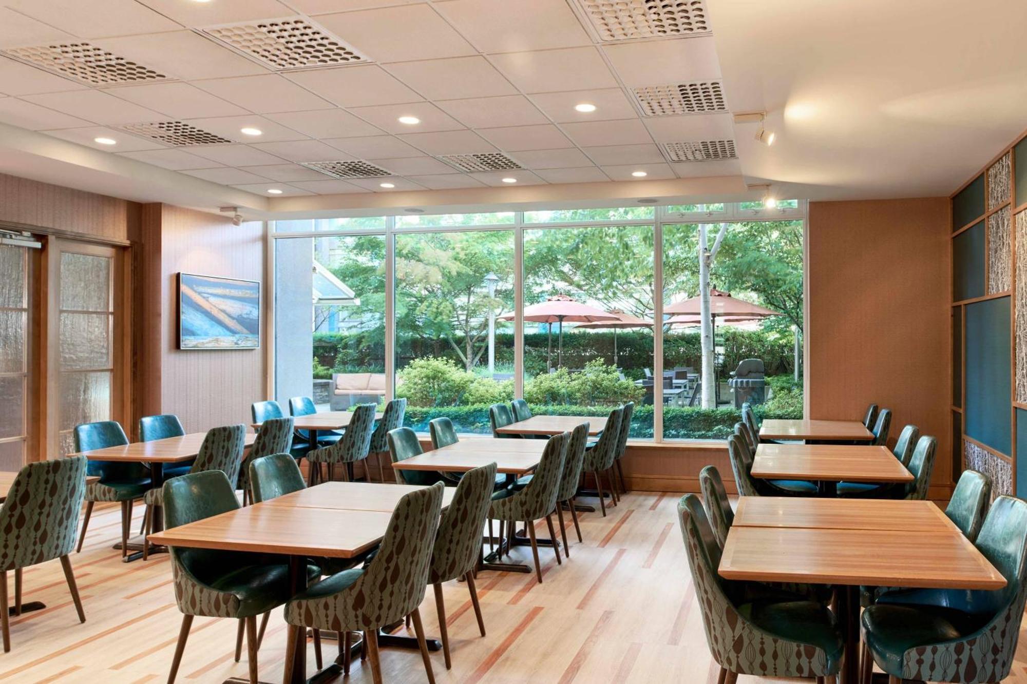 Residence Inn By Marriott Vancouver Downtown מראה חיצוני תמונה