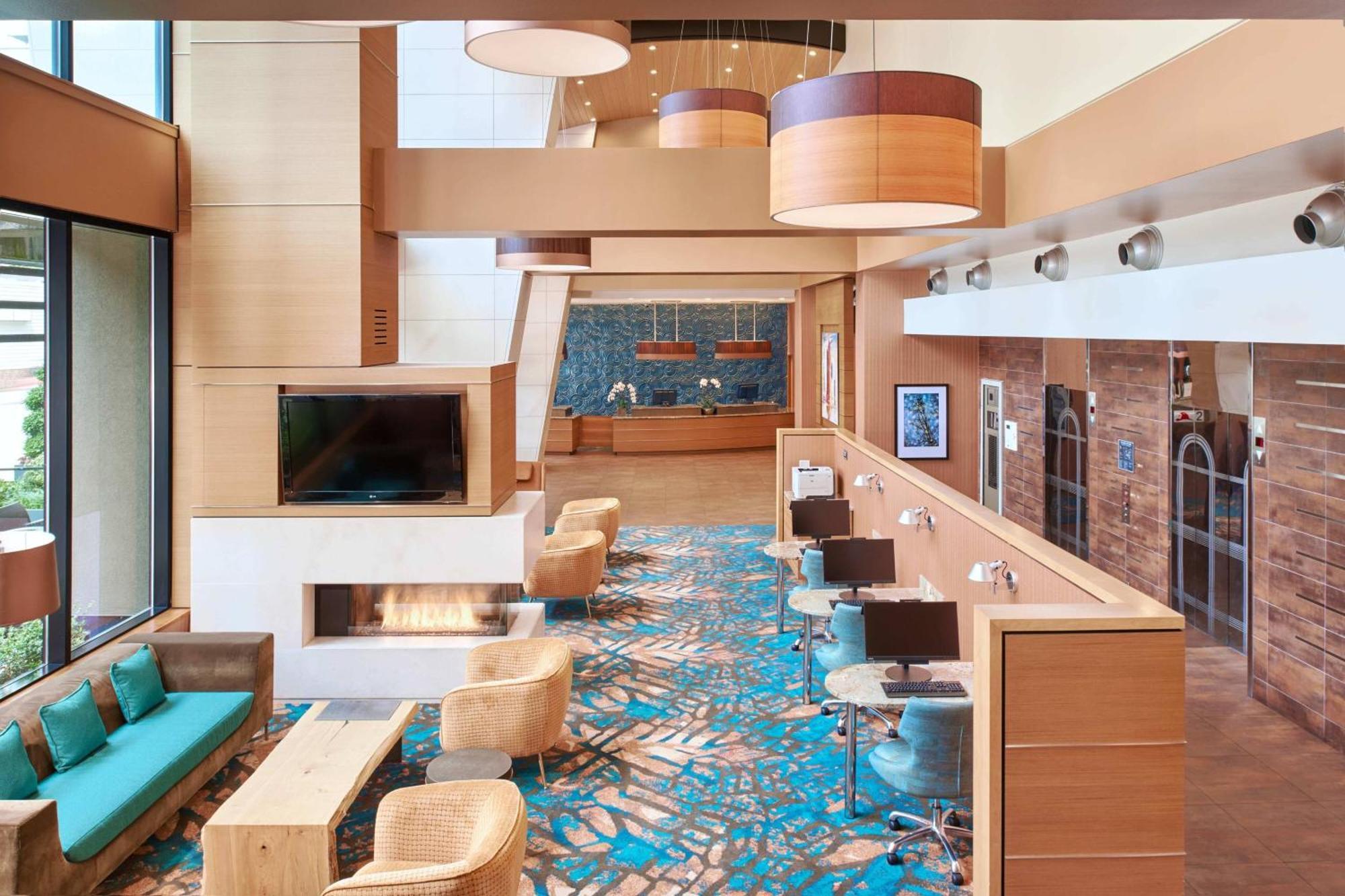 Residence Inn By Marriott Vancouver Downtown מראה חיצוני תמונה